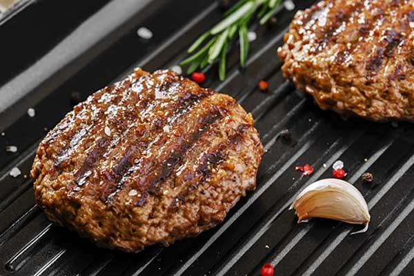 Grilling the Perfect Burger